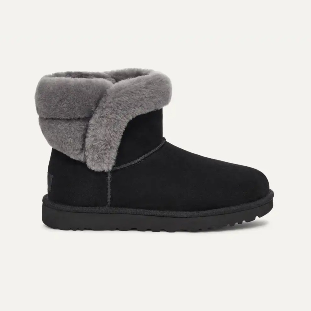 Women's Saniya Shearling Mini Uggs